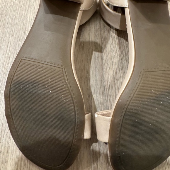 Rampage Tan Heels - Picture 8 of 11